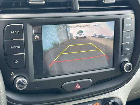 New 2025 Kia Soul LX w/ LX Technology Package image 17