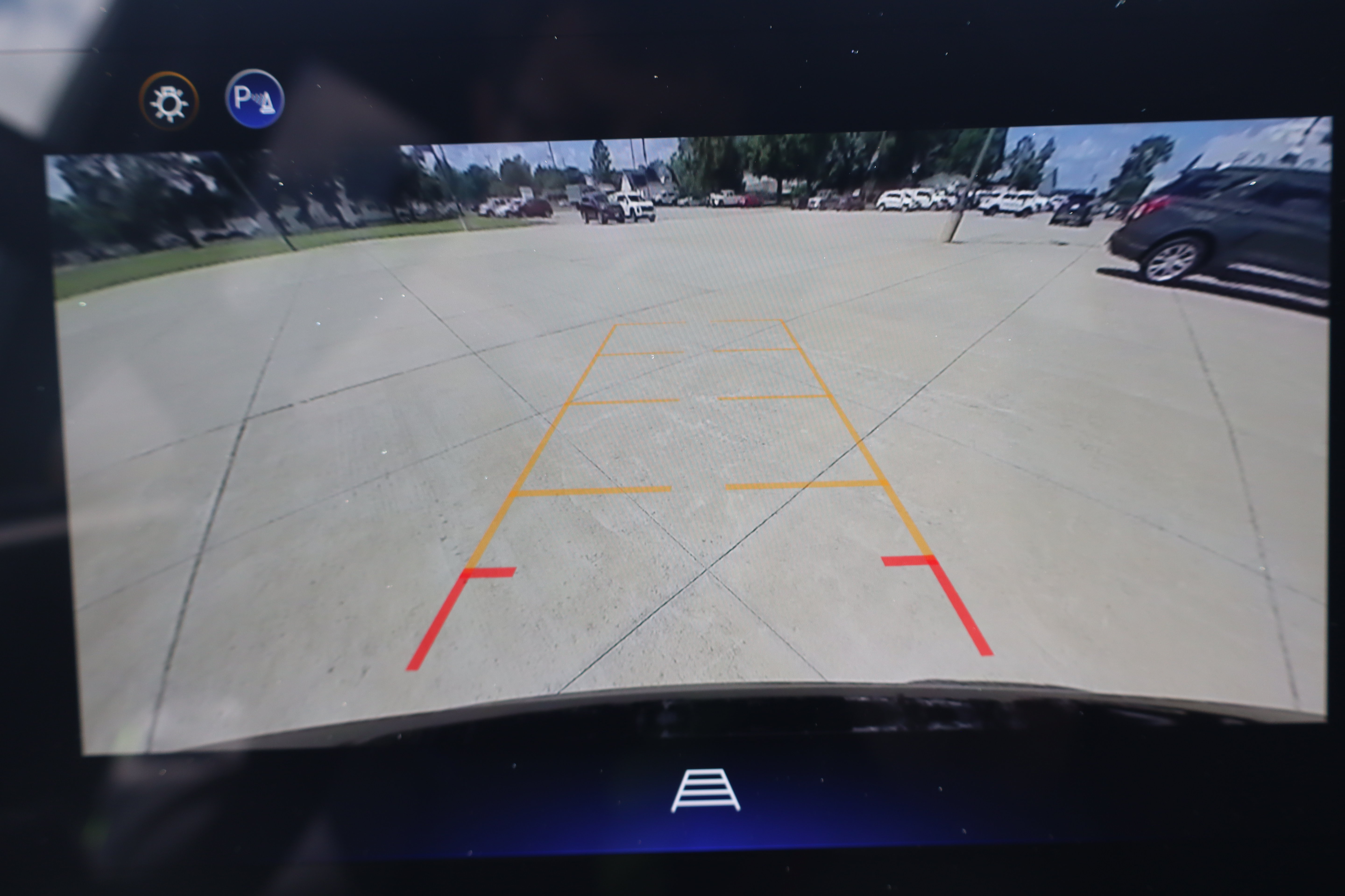 Used 2026 Chevrolet Equinox LT FWD image 19