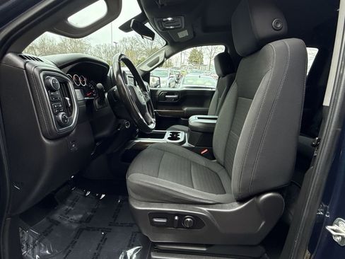 Used 2022 Chevrolet Silverado 1500 LT Trail Boss w/ Bed Protection Package AWD/4WD image 13