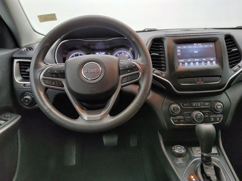 Used 2019 Jeep Cherokee Latitude w/ Popular Appearance Group AWD/4WD image 22