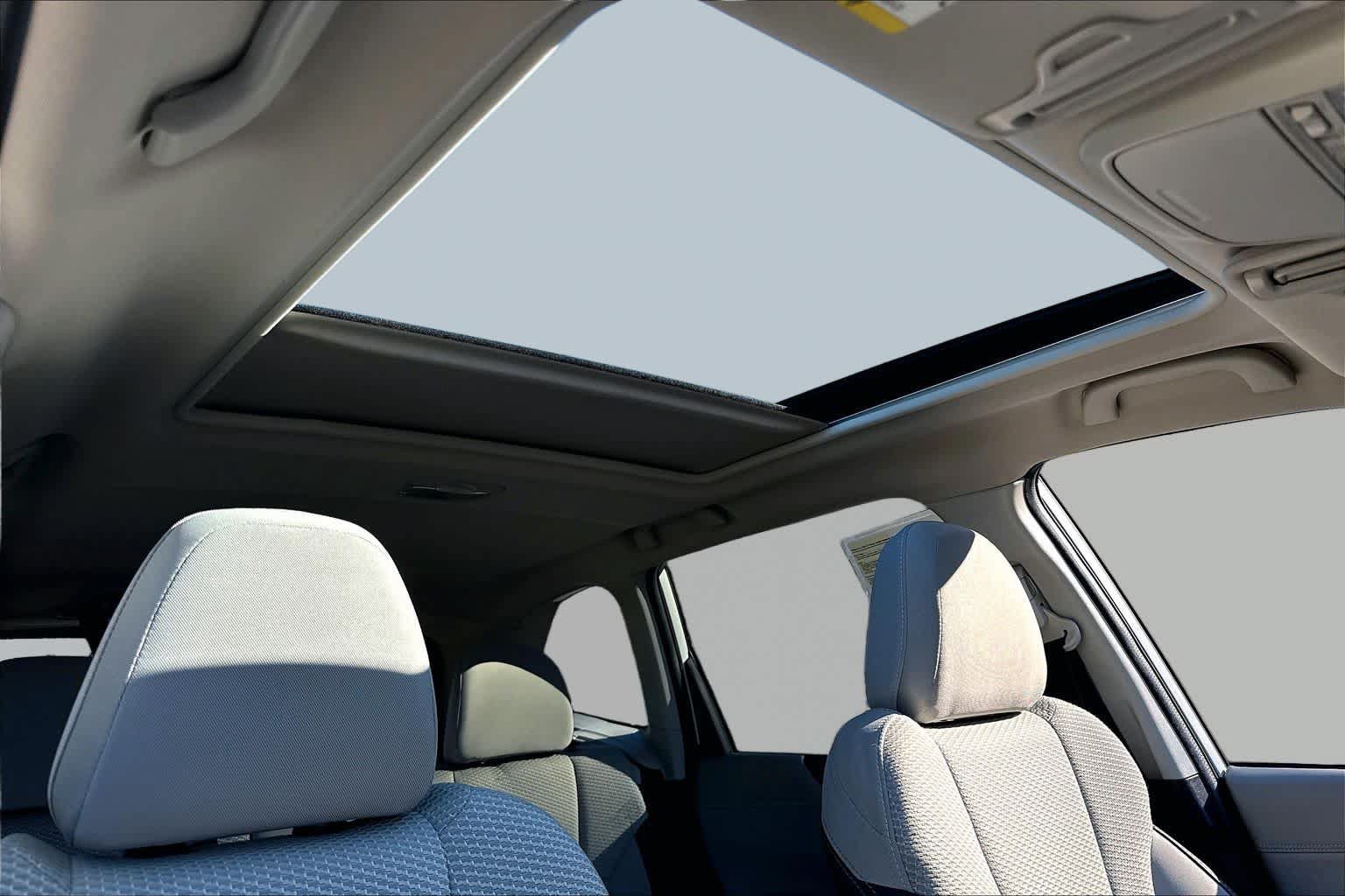 Used 2019 Subaru Forester Premium AWD/4WD image 14