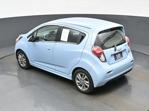Used 2015 Chevrolet Spark LT FWD image 33
