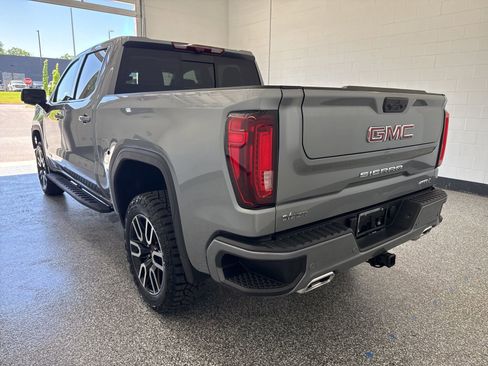 Used 2025 GMC Sierra 1500 AT4 w/ AT4 Premium Package AWD/4WD image 3