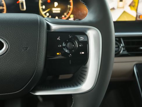 New 2026 INFINITI QX80 Luxe w/ Cargo Package image 15