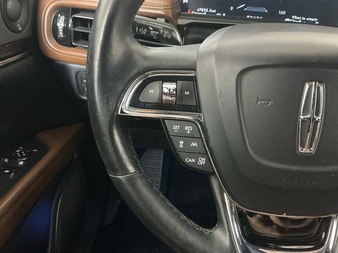 Used 2022 Lincoln Nautilus Reserve w/ Equipment Group 201A image 16