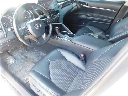 Used 2023 Toyota Camry SE FWD image 16