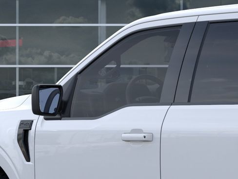 New 2026 Ford F150 XLT w/ XLT Black Appearance Package AWD/4WD image 20