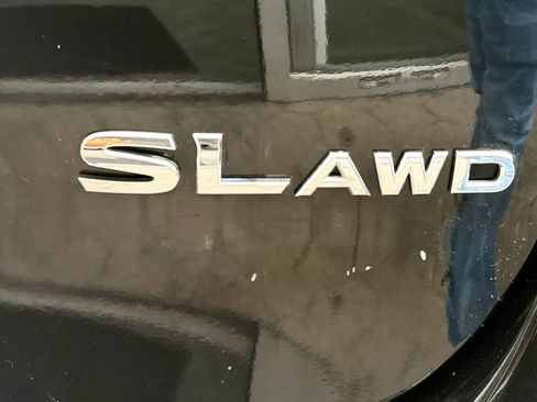 Used 2017 Nissan Rogue Sport SL w/ SL Premium Package image 41