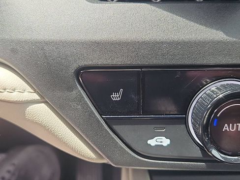 Certified 2023 Honda Accord EX image 18