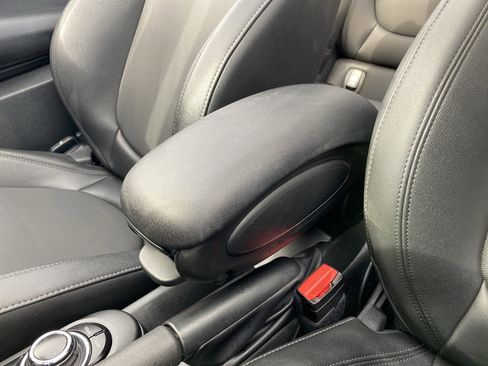 Certified 2024 MINI Cooper S image 29