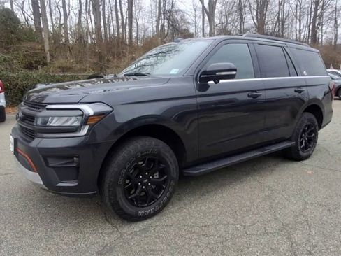 Used 2023 Ford Expedition Timberline image 4