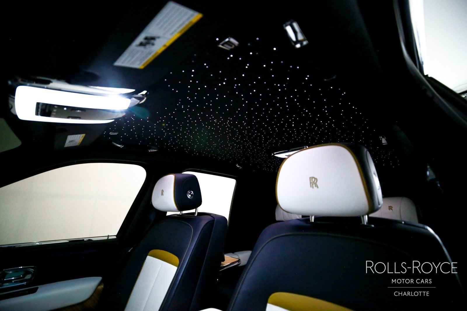 Certified 2025 Rolls-Royce Cullinan AWD/4WD image 12