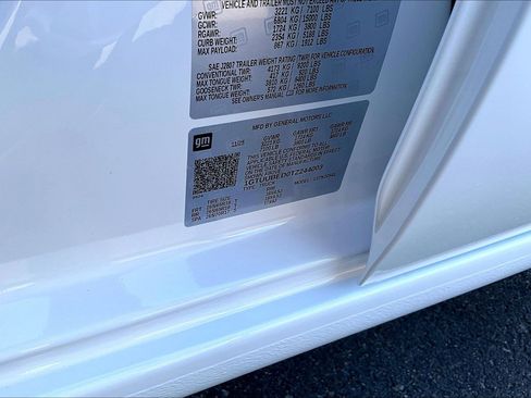 New 2026 GMC Sierra 1500 SLE w/ X31 Off-Road Package image 13