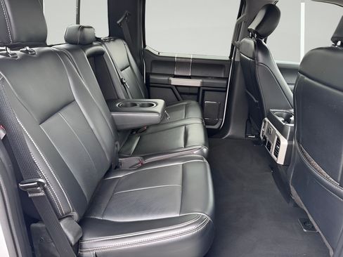 Used 2021 Ford F250 Lariat w/ Lariat Value Package AWD/4WD image 18