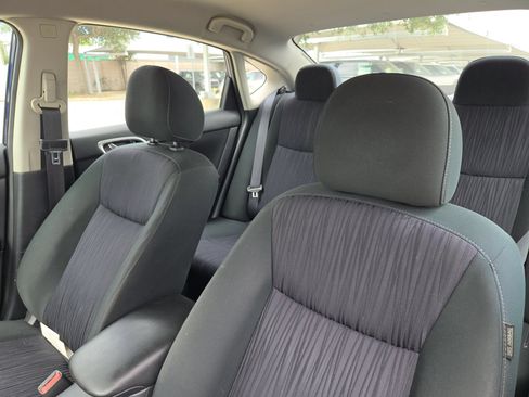 Used 2019 Nissan Sentra SV FWD image 9