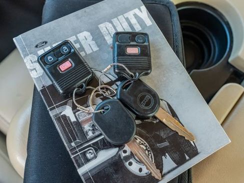 Used 2008 Ford F250 Lariat image 47