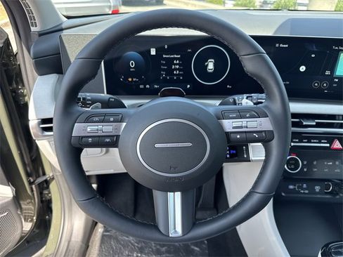 New 2026 Hyundai Tucson Limited image 17