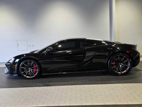 Used 2019 McLaren 570S image 2