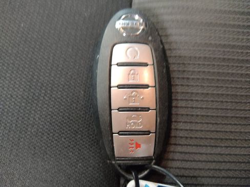 Used 2021 Nissan Sentra SV image 32