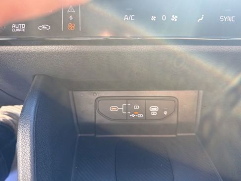 New 2026 Kia Sportage X-Line w/ X-Line Premium Package image 39