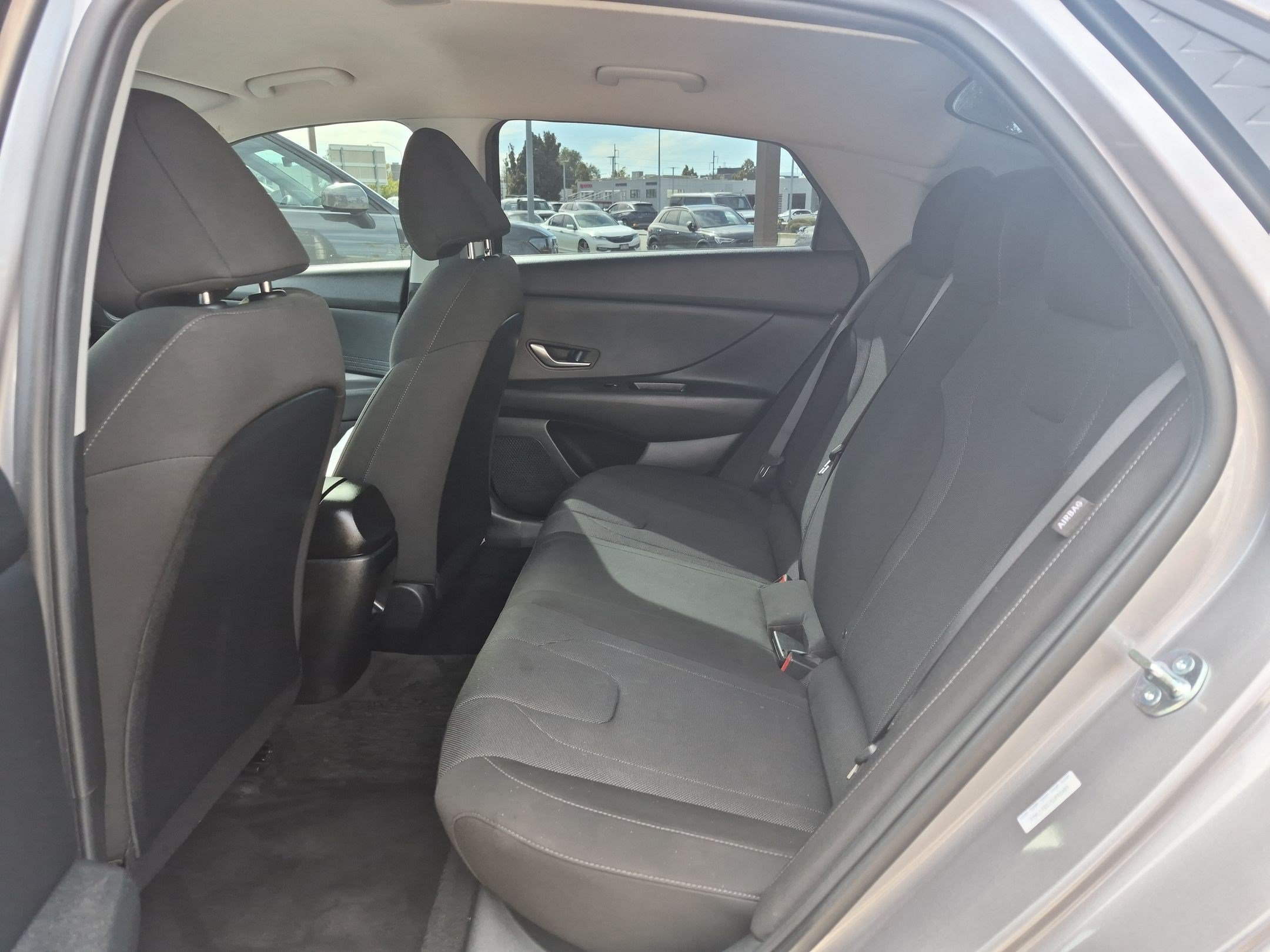 Certified 2025 Hyundai Elantra SE w/ Cargo Package FWD image 26