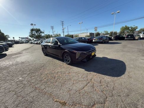 Used 2026 Kia K4 FWD image 2