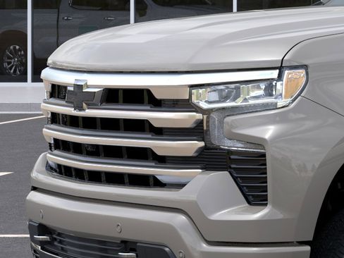 New 2026 Chevrolet Silverado 1500 High Country AWD/4WD image 14