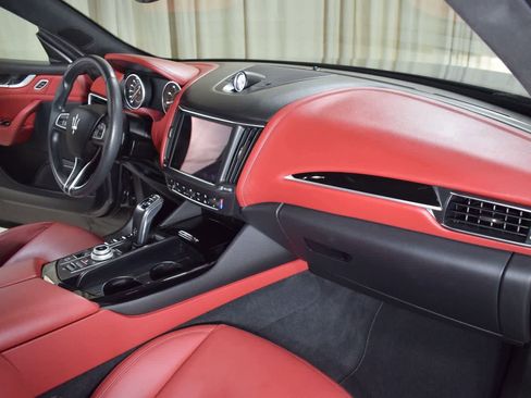 Certified 2022 Maserati Levante Modena AWD/4WD image 23