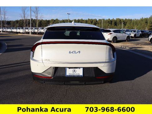 Used 2022 Kia EV6 Light image 6