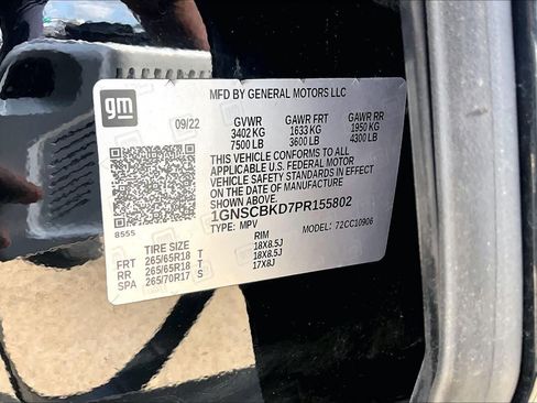 Used 2023 Chevrolet Suburban LS RWD image 37