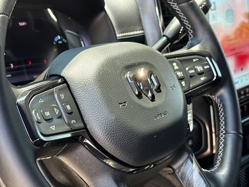 Used 2026 RAM 3500 Limited AWD/4WD image 26