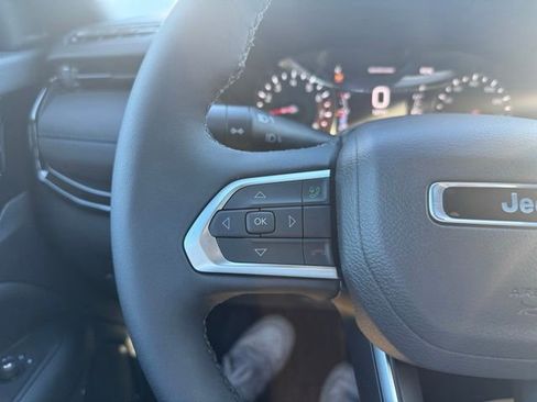 New 2026 Jeep Compass Limited image 25