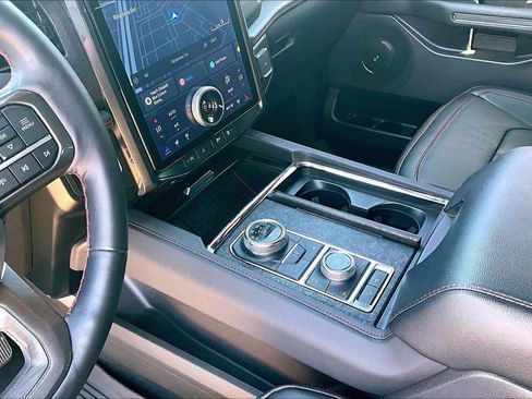 Used 2024 Ford Expedition Limited AWD/4WD image 13