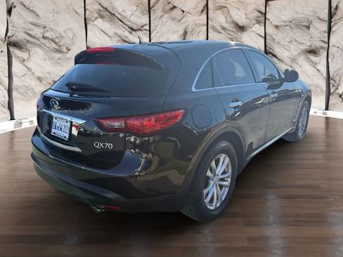 Used 2017 INFINITI QX70 3.7 image 3