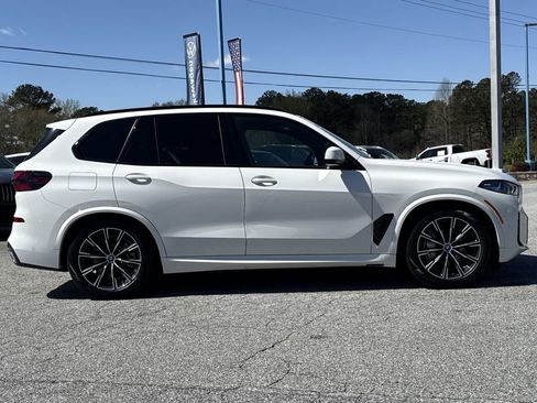 Used 2025 BMW X5 xDrive50e AWD/4WD image 28