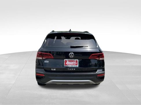 Used 2023 Volkswagen Taos S FWD image 4