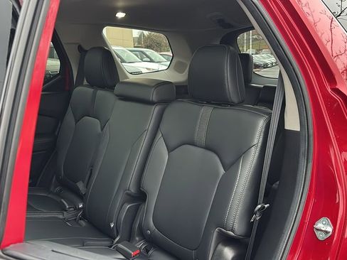 Certified 2023 Honda Pilot Touring image 27