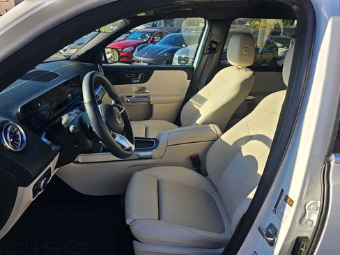 Used 2026 Mercedes-Benz GLB 250 image 16