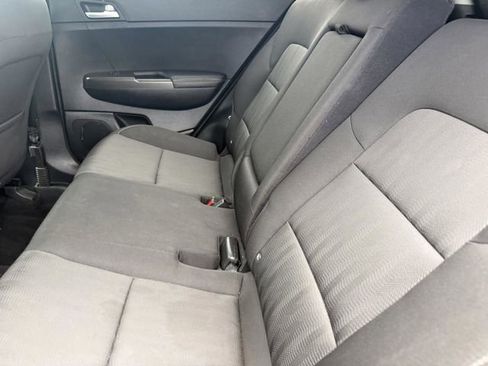 Used 2019 Kia Sportage LX FWD image 18