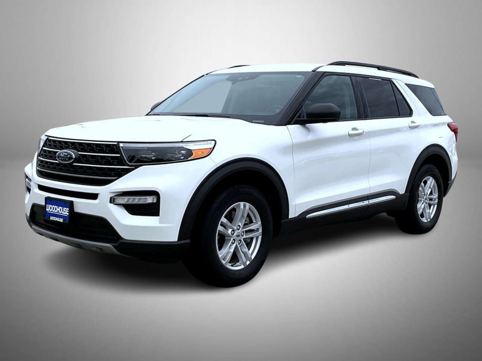 Used 2020 Ford Explorer XLT w/ Equipment Group 202A AWD/4WD image 1