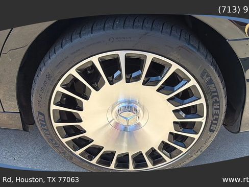 Used 2015 Mercedes-Benz S 550 Sedan image 16