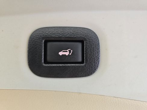 Used 2019 Nissan Rogue SV w/ Premium Package AWD/4WD image 31