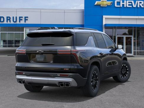 New 2026 Chevrolet Traverse Z71 w/ Enhanced Driving Package AWD/4WD image 4