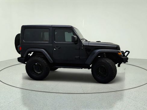 Used 2023 Jeep Wrangler Sport AWD/4WD image 6