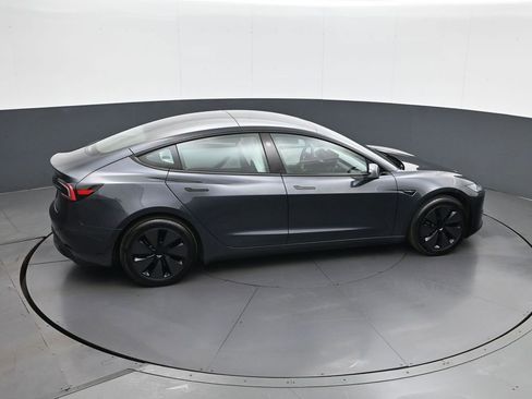 Used 2025 Tesla Model 3 Long Range image 19