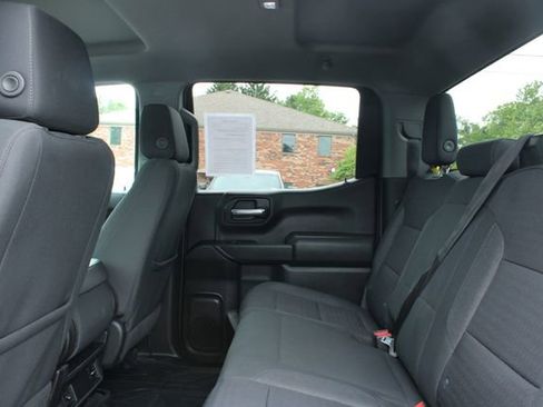 Used 2022 Chevrolet Silverado 1500 Custom AWD/4WD image 30