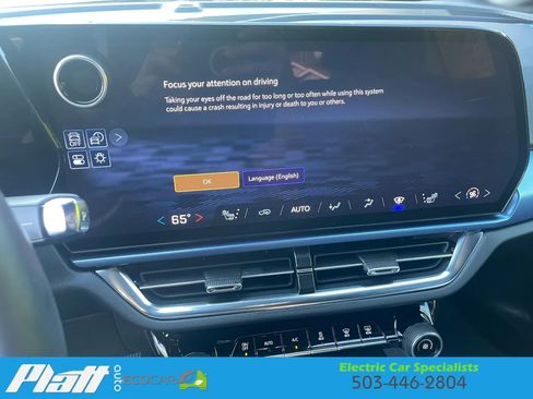 Used 2025 Chevrolet Equinox EV LT FWD image 24