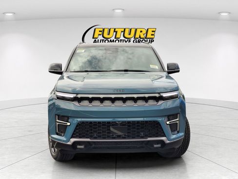 New 2026 Jeep Grand Wagoneer 4WD image 3