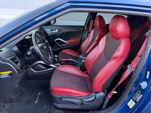 Used 2017 Hyundai Veloster Turbo R-Spec image 23