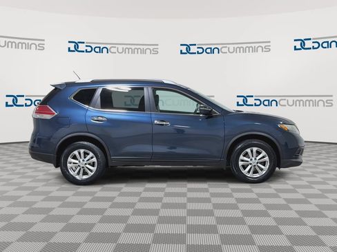 Used 2015 Nissan Rogue SV AWD/4WD image 9